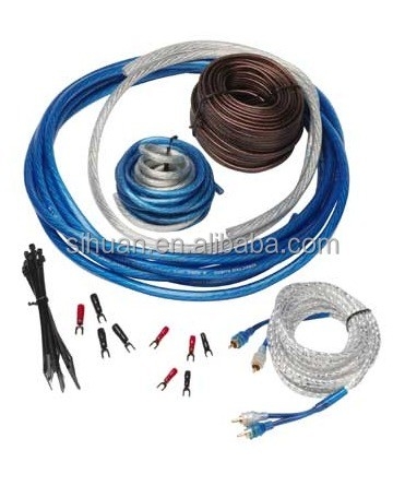 Bộ cáp hệ thống âm thanh xe hơi hiện đại với áo PVC mềm và 4 dây RCA